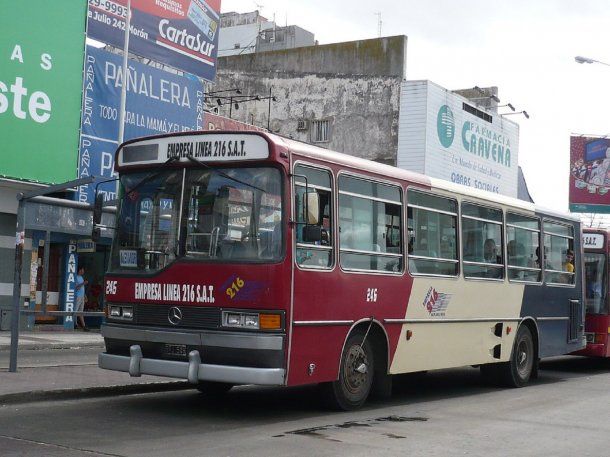 Paro en seis líneas de colectivos que circulan por el oeste del Conurbano por la agresión a un chofer