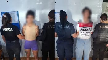 cayeron dos viudas negras en pergamino: sedujeron a un mecanico y lo dejaron desnudo cayeron dos viudas negras en pergamino: sedujeron a un mecanico y lo dejaron desnudo