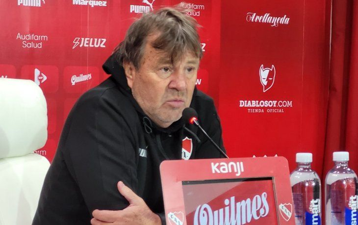 La dura crítica de Zielinski contra los futbolistas por el mercado de pases
