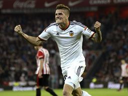 lujo de avellaneda: racing confirmo el regreso de una de sus joyitas lujo de avellaneda: racing confirmo el regreso de una de sus joyitas