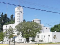 Robaron 12 mil pesos de una Municipalidad ubicada al lado de una comisaría