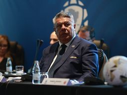 Chiqui Tapia suma poder: lo ratificaron como representante de Conmebol ante la FIFA