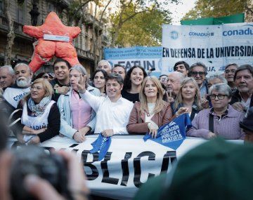Axel Kicillof en la Marcha Federal Universitaria.&nbsp;