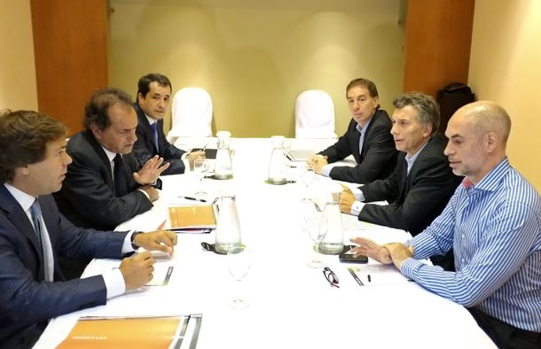 Macri se comprometió a bajar un 78% la basura en 18 meses