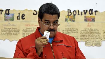 voto nicolas maduro en las elecciones legislativas que se celebran en venezuela voto nicolas maduro en las elecciones legislativas que se celebran en venezuela