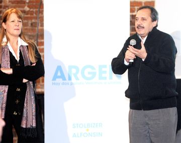 Massa es un irresponsable por no denunciar el robo