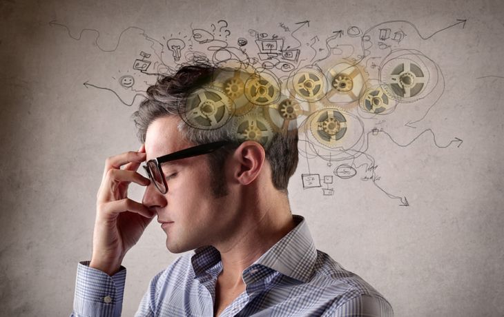 El cerebro del hombre envejece peor que el de la mujer