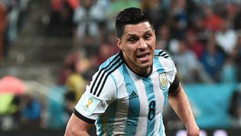 enzo perez, nuevo jugador del valencia espanol enzo perez, nuevo jugador del valencia espanol