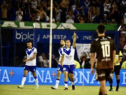 Vélez y Central Córdoba cierran la fecha