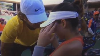 una tenista top perdio y rompio en llanto en pleno juego: no quiero jugar mas una tenista top perdio y rompio en llanto en pleno juego: no quiero jugar mas