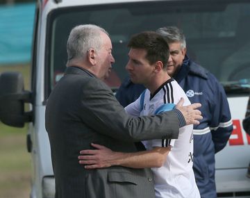 Messi llega hoy al país para el último adiós a Grondona