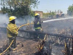 Se incendió una casa mientras la familia dormía y murieron cinco integrantes