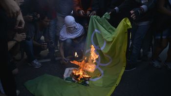 protestas en la previa de la apertura de los juegos olimpicos de rio 2016 protestas en la previa de la apertura de los juegos olimpicos de rio 2016