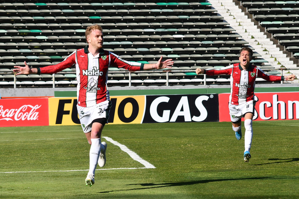 Sarmiento ganó en Mar del Plata una final ante Aldosivi. 