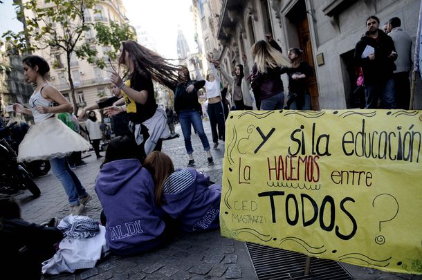 Estudiantes marcharán este viernes contra la nueva secundaria