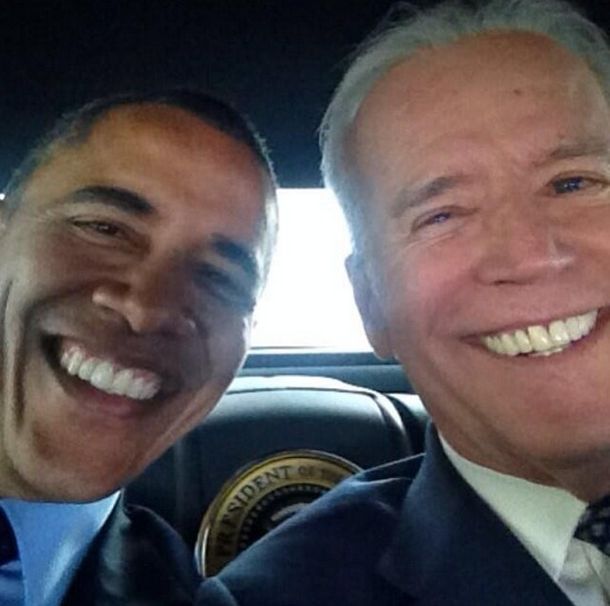 Joe Biden debuta en Instagram con su propia selfie con Obama