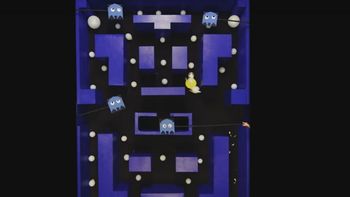 video: un perro juega al pac-man mejor que cualquiera video: un perro juega al pac-man mejor que cualquiera