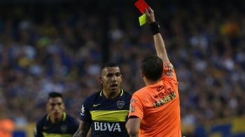 Delfino será árbitro ante Boca tras expulsar a Tevez Delfino será árbitro ante Boca tras expulsar a Tevez