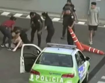 Ensenada: una brutal pelea entre jóvenes casi termina en tragedia