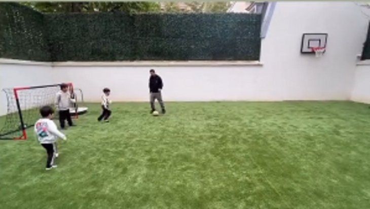 ¡Dejá ganar a los nenes!: el video de Lionel Messi jugando con sus hijos que publicó Antonela Rocuzzo