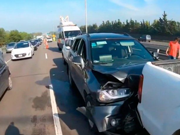 Demoras por choque entre 4 autos en Panamericana