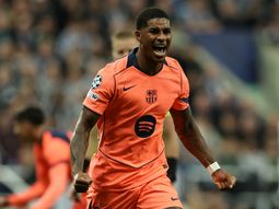 Barcelona venció 2-1 a Newcastle en su debut en la Champions League
