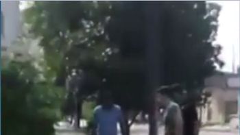 Casi linchan a un ladrón de celulares en Tucumán Casi linchan a un ladrón de celulares en Tucumán