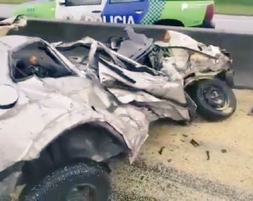 Choque en la Buenos Aires - La Plata entre 4 autos: hay una persona en grave estado