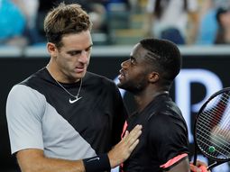 El tandilense saluda a su verdugo, de apenas 20 años El tandilense saluda a su verdugo, de apenas 20 años