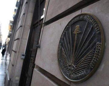 Siguen recibiendo pedidos para frenar el DNU que amplió las facultades de inteligencia