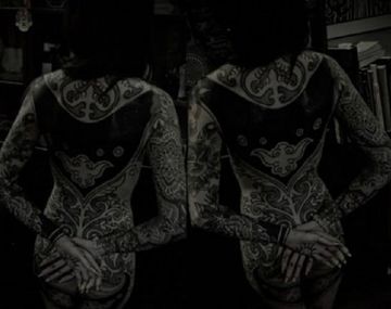 Cande Tinelli y otro desnudo por su tatuaje