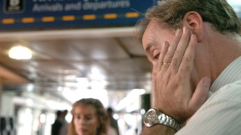 un paro de empleados de intercargo afecta a los vuelos en ezeiza y aeroparque un paro de empleados de intercargo afecta a los vuelos en ezeiza y aeroparque