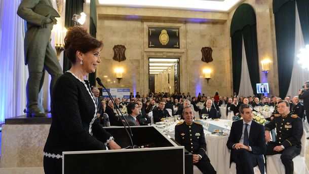 Cristina encabezará este martes la tradicional cena con las Fuerzas Armadas