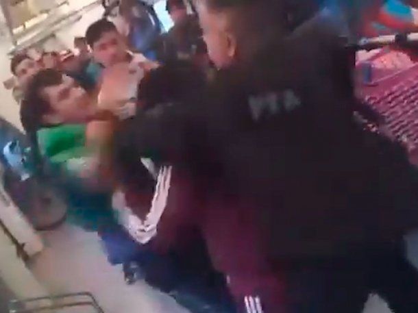 Tren San Martín: mordió a un policía y se arrojó por la ventanilla para no ser detenido