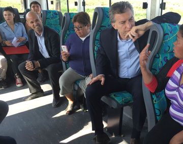 Asesor de Macri defendió el viaje en colectivo