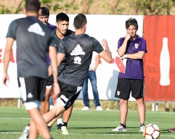 Conmebol sorprendió a River y Boca durante sus entrenamientos