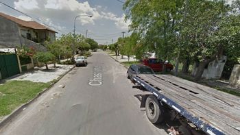 Un hombre degolló a su mujer y se suicidó en Lanús. Un hombre degolló a su mujer y se suicidó en Lanús.