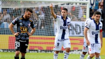 huracan no pudo con quilmes y sigue sufriendo por el descenso huracan no pudo con quilmes y sigue sufriendo por el descenso