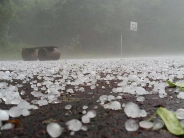 Cambiaron las alertas por lluvias y granizo para este martes: 13 provincias afectadas
