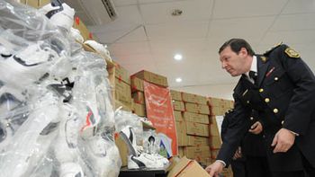 daniel scioli puso en funciones a un nuevo jefe policial daniel scioli puso en funciones a un nuevo jefe policial