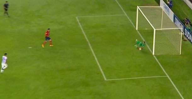 Gigliotti erró el penal que podría haber puesto arriba en el marcador a Independiente