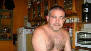 asesinan a un hombre durante una entradera, mientas tenian de rehen a su familia