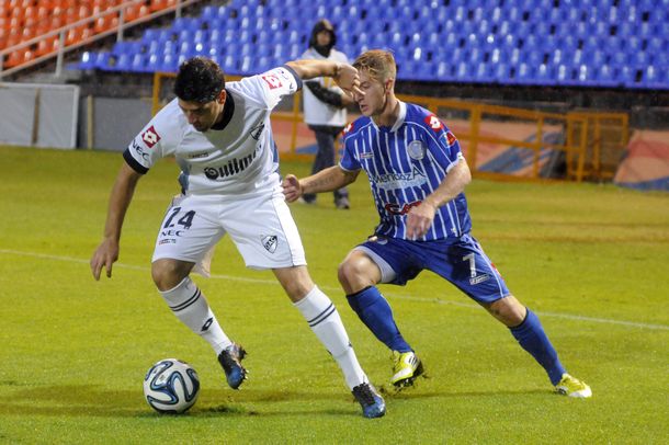 Godoy Cruz venció a Quilmes en una final por el descenso