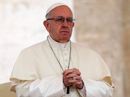 Francisco rechazó que haya curas casados en la Iglesia