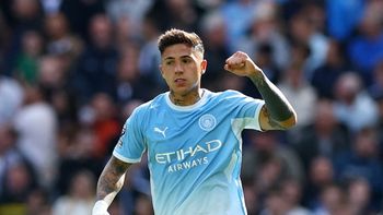 golazo de enzo fernandez en manchester city: tremendo tiro libre ante sunderland golazo de enzo fernandez en manchester city: tremendo tiro libre ante sunderland
