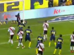 El mal cálculo del arquero riverplatense El mal cálculo del arquero riverplatense