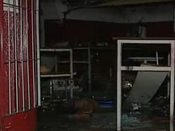 tremenda explosion en una panaderia: se sintio en cuatro cuadras tremenda explosion en una panaderia: se sintio en cuatro cuadras