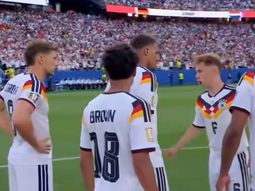 polemica en alemania: un video muestra a jugadores negandose a patear un penal ante paraguay polemica en alemania: un video muestra a jugadores negandose a patear un penal ante paraguay