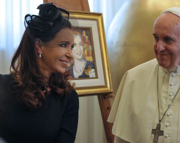 CFK viaja a Cuba y se reúne con el Papa
