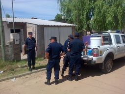 entre rios: investigan vinculos entre policias y los saqueos entre rios: investigan vinculos entre policias y los saqueos